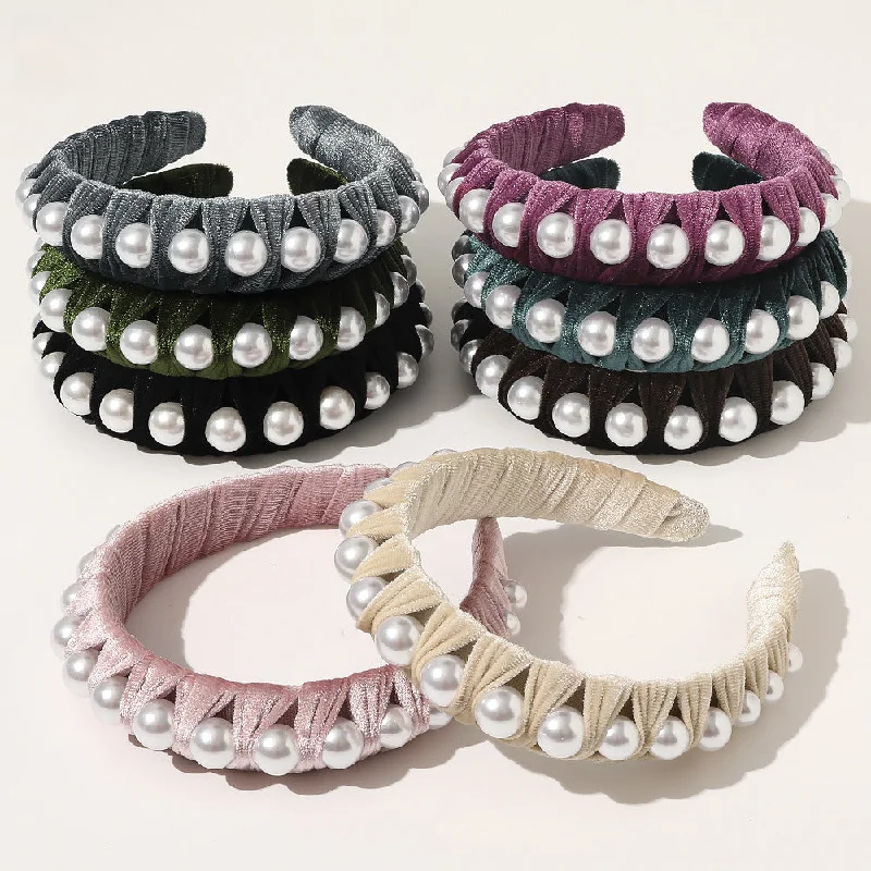 Wholesale of New Autumn and Winter Velvet Woven Pearl Hair Bands